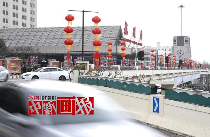 探訪浙江杭州“百年火車站”的春運(yùn)