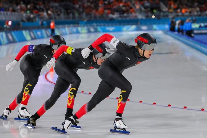 中國隊獲速度滑冰男子團體追逐銅牌