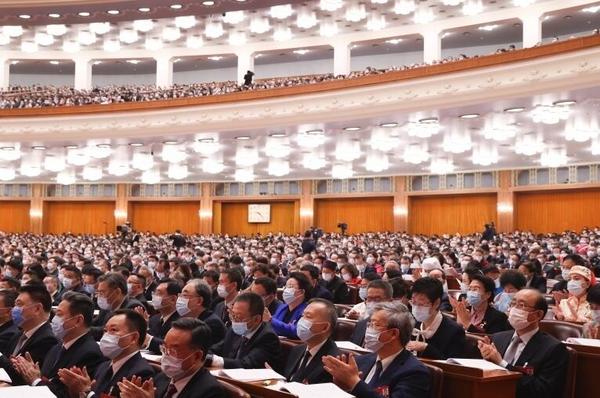 “兩高”報告點名腐敗分子：雖遠必懲，法網(wǎng)就是天網(wǎng)