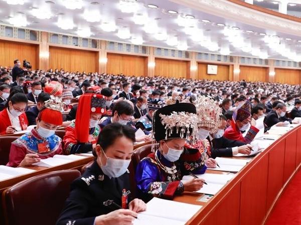 最高法報告：決不允許 “紙面服刑”、“提錢出獄”破壞公平正義