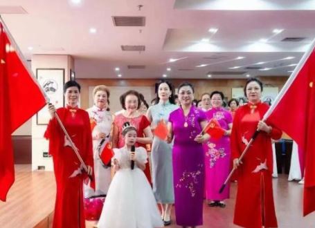 旗袍會(huì)長：在“她”時(shí)代，做她自己