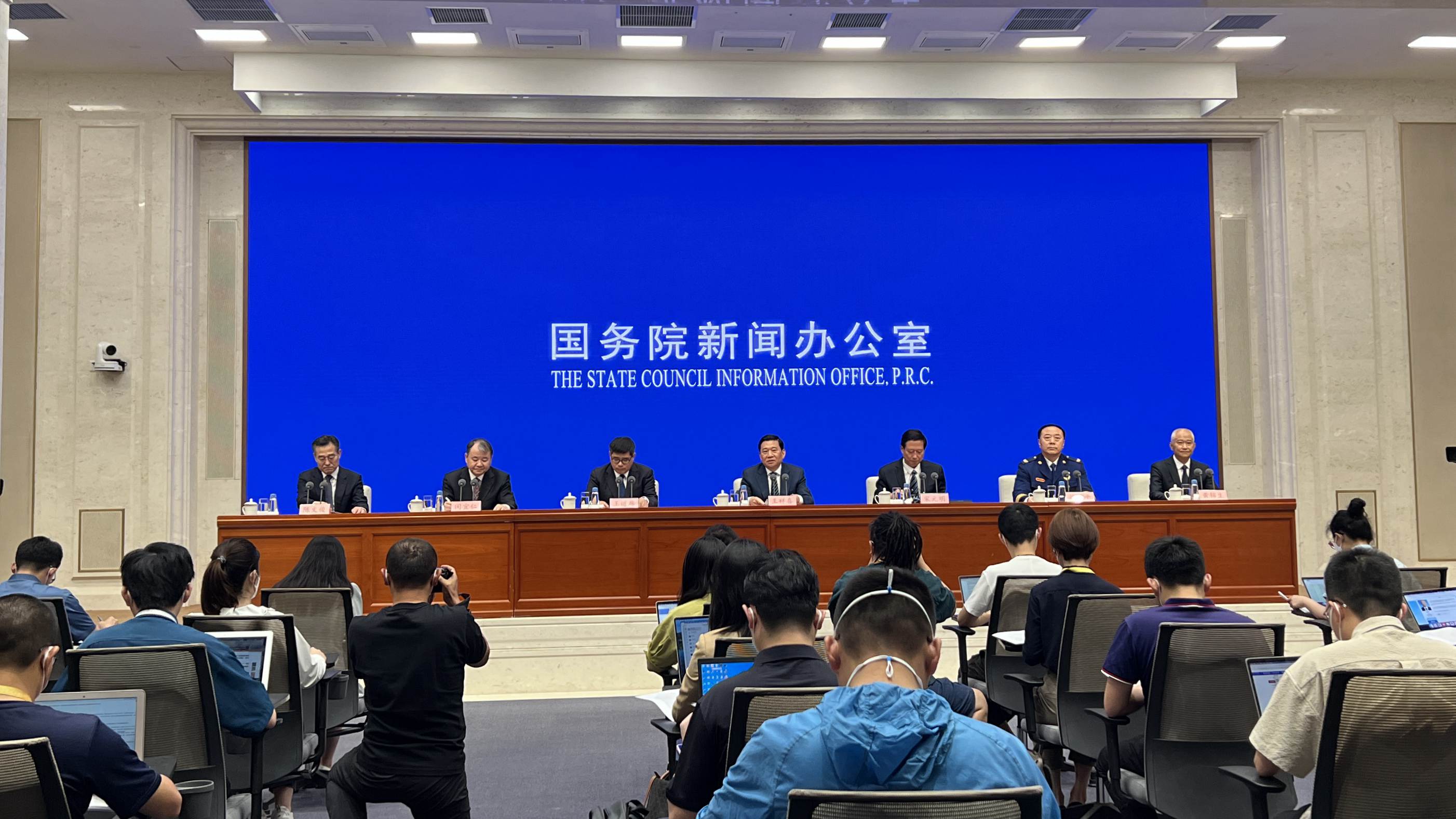 國(guó)新辦“權(quán)威部門(mén)話開(kāi)局”應(yīng)急管理部專場(chǎng)新聞發(fā)布會(huì)