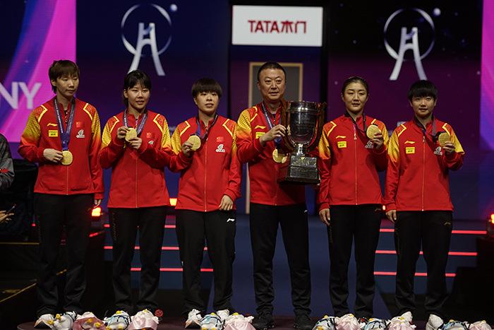 逆轉(zhuǎn)擊敗日本隊！國乒女隊奪得世乒賽六連冠